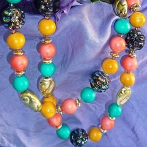 MARVELLA 2 STRAND VTG NECKLACE CORAL TURQ GOLD